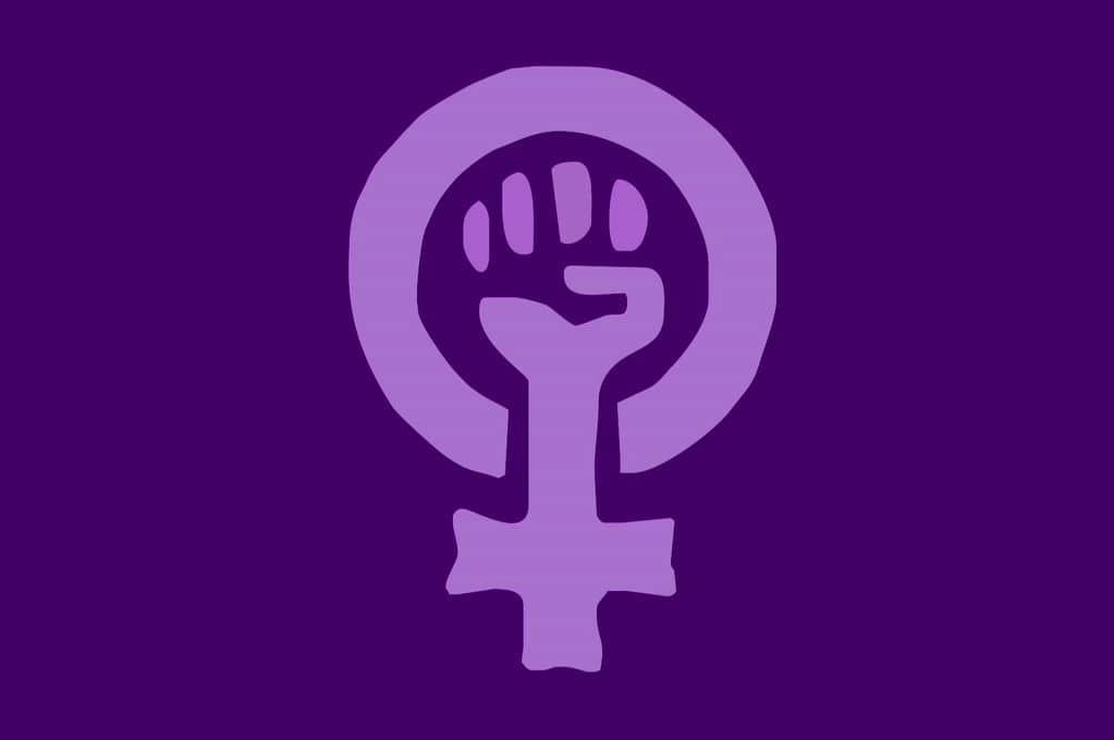 El púrpura o morado es el color principal del movimiento feminista.
